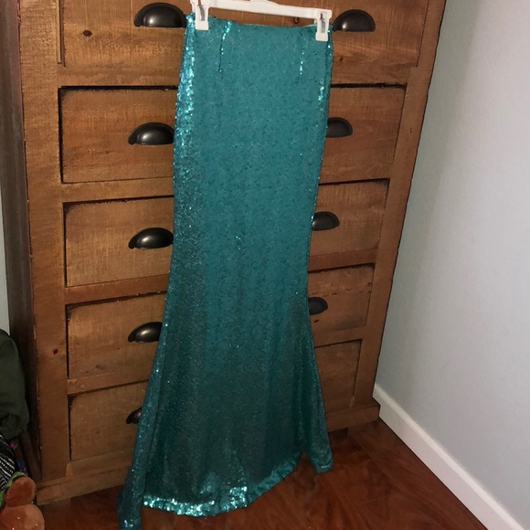 Windsor Dresses & Skirts - Windsor sequin mermaid Halloween costume skirt